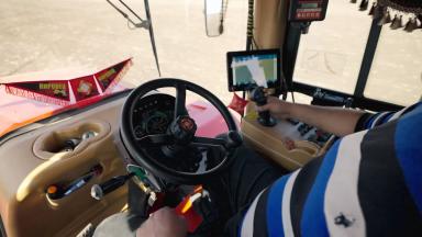 Трактор Кировец К 743 М и Autopilot Trimble - точные работы круглый год