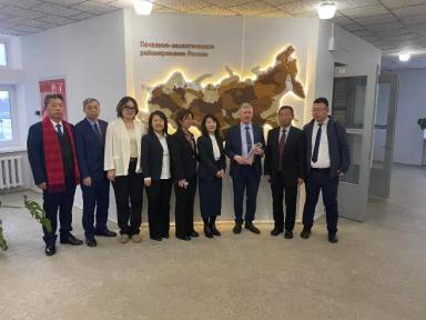 Обучение специалистов Внутренней Монголии Китайской Народной Республики