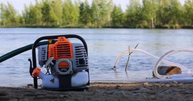 Выбор бензиновой мотопомпы для сельского хозяйства. Полив и осушения