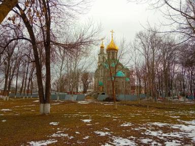Переехали из Москвы в станицу.