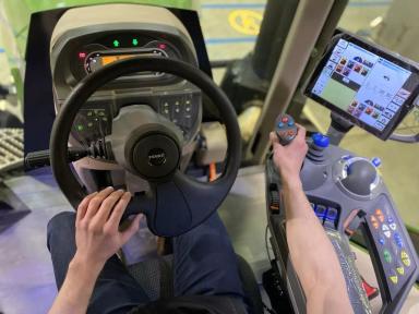 Fendt: особенности рулевого колеса гусеничных тракторов