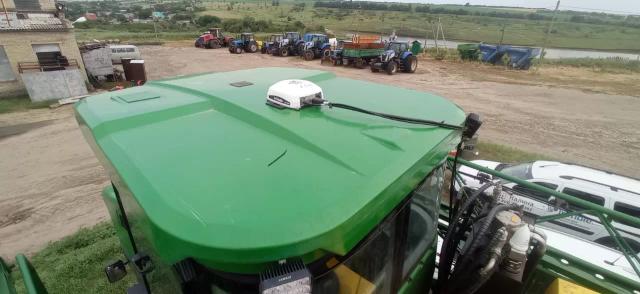 Опрыскиватель Барс и система автовождения Trimble