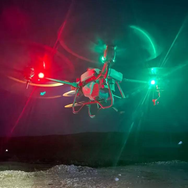 Обрабатываем поля 24/7. Даже ночью!