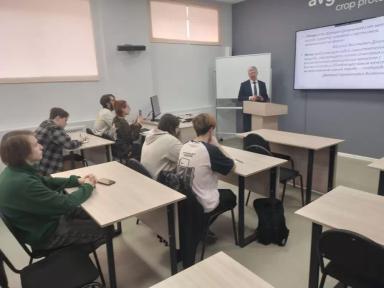 Профессиональное обучение участников студенческих с/х отрядов Санкт-Петербурга