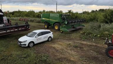 CHCNAV. Автопилот на комбайны John Deere