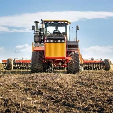 КАКОЙ ТРАКТОР ВЫБРАТЬ: на спарках или гусеницах?