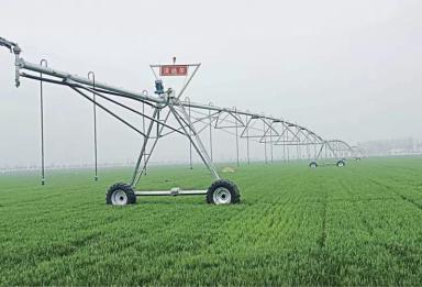 Крупногабаритная круговая дождевальная машина VODAR