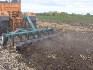 Эволюция корпусов скоростных плугов ПБС