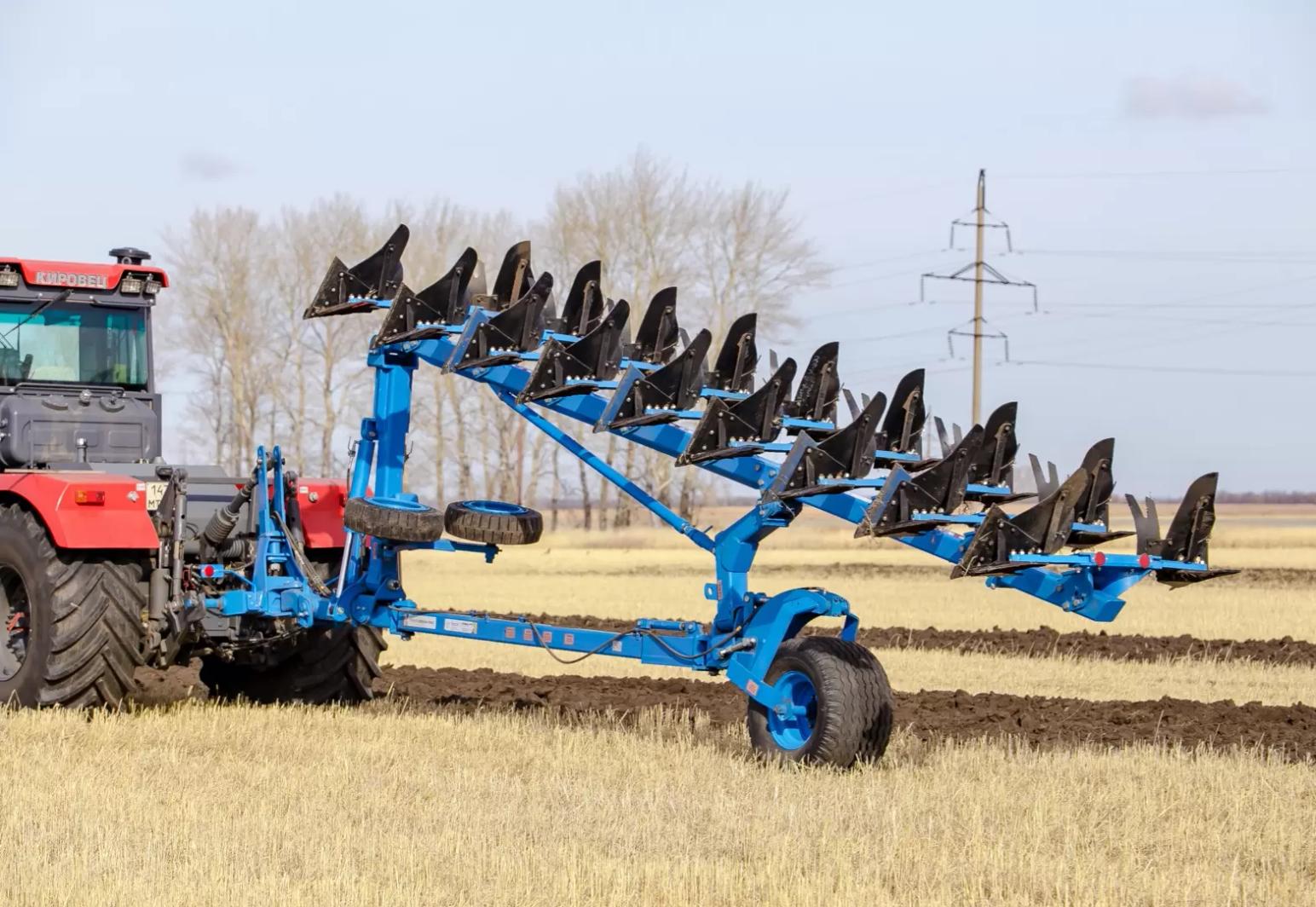 Приходилось ли вам работать с оборотными плугами Peresvet от Алмаз?