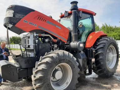 Китайский трактор KAT на 300 л.с: первые поставки в Россию!