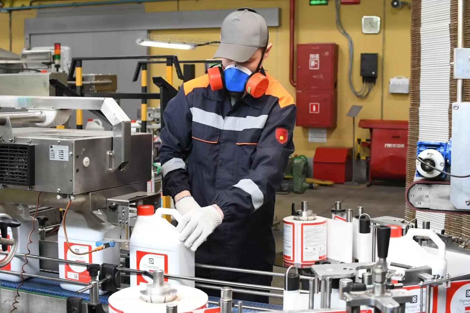 «Август» приступил к серийному производству нового гербицида