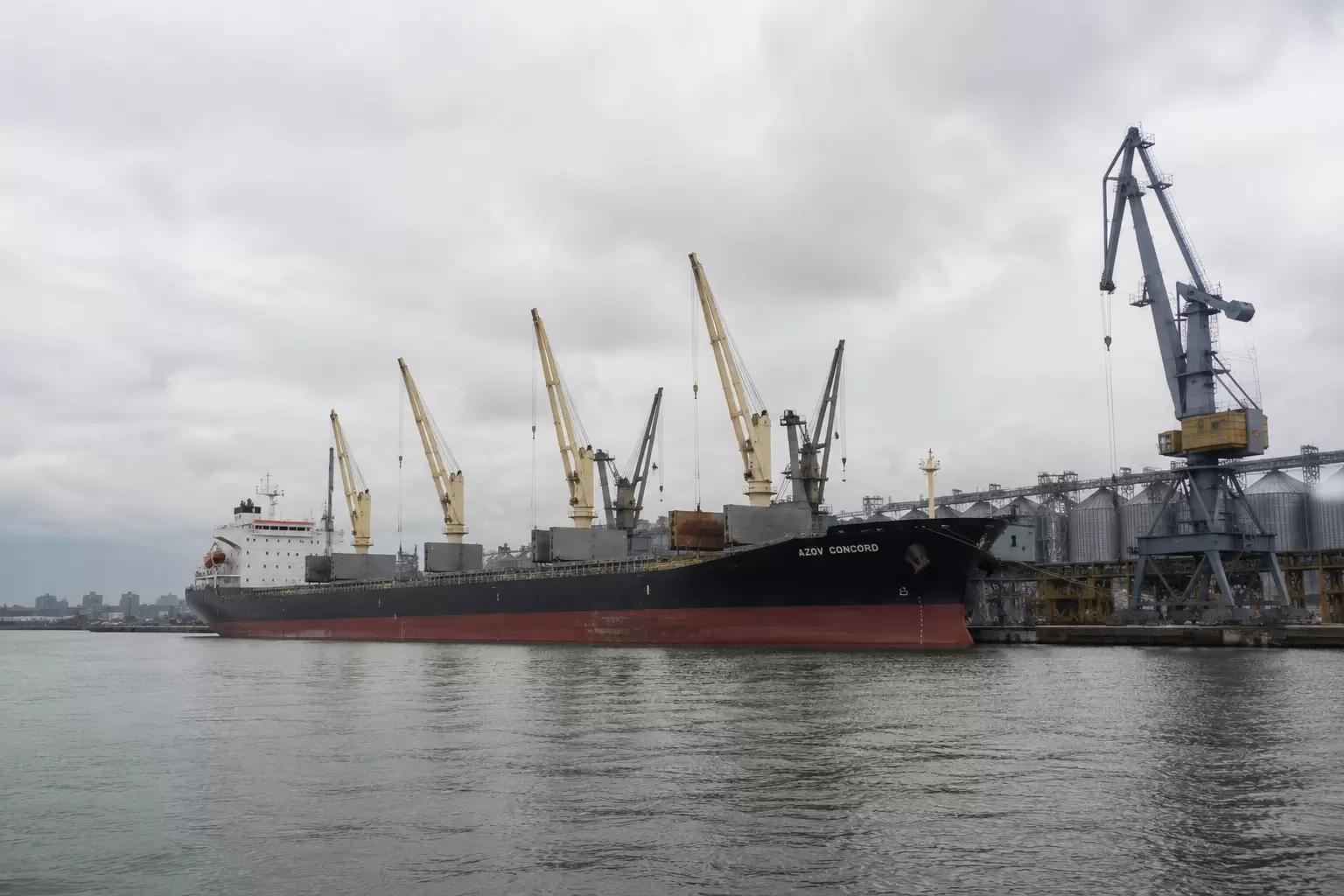 Керченский пролив закрыт — четверть российского зернового экспорта под угрозой