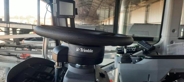 Опрыскиватель Барс и система автовождения Trimble