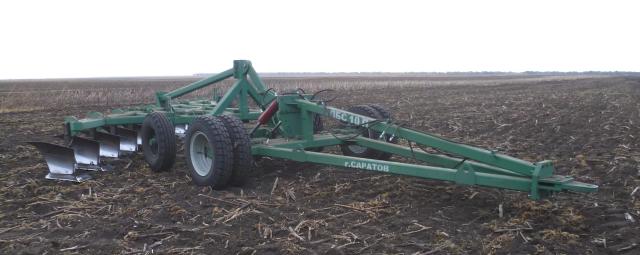 Прицепной плуг для тракторов мощностью 250-300кВт