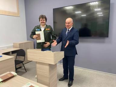 СТАЛИ ПРОФЕССИОНАЛАМИ