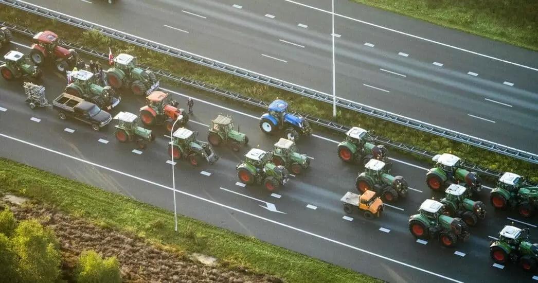 Протесты фермеров в Нидерландах вынудили полицию открыть огонь