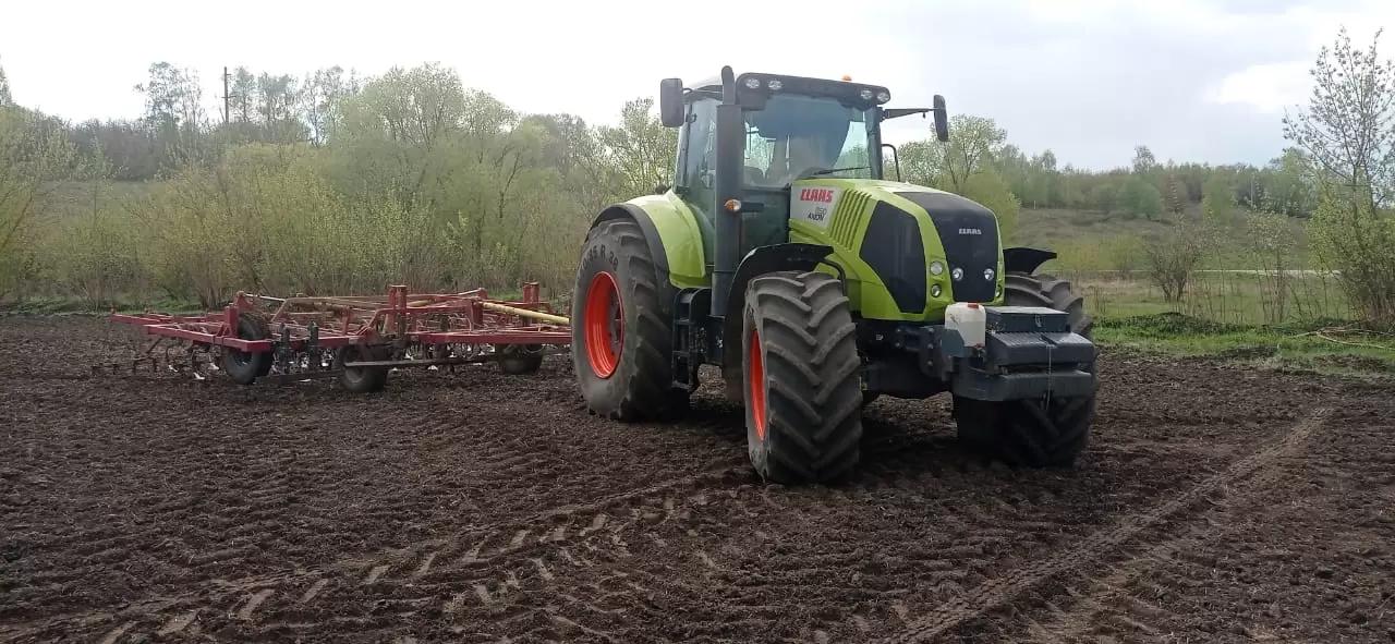 Claas Axion 850 + Trimble