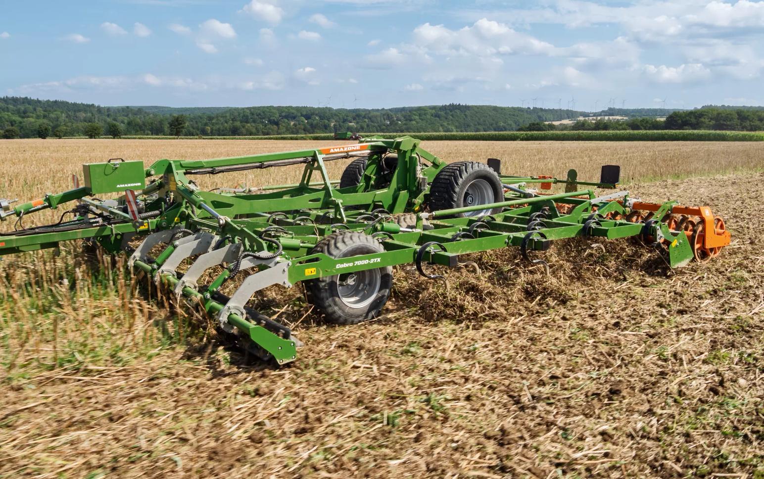 ПРЕМЬЕРА ОТ AMAZONE: стерневой культивтаор Cobra...