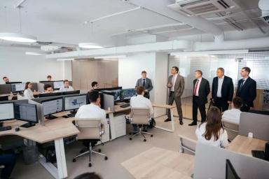 Председатель Комитета Гос. Думы РФ по промышленности посетил Ростсельмаш.