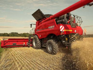 Роторные комбайны JohnDeere и CASEIH: в чем разница?