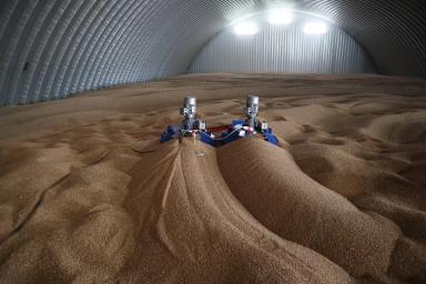 Ворошитель зерна шнековый или как использовать площадь зерносклада по максимуму?