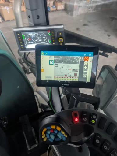 Опрыскиватель Berthoud Raptor и автопилот Trimble