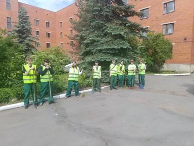 Самая большая бригада школьников Пушкинского района была на нашей площадке!