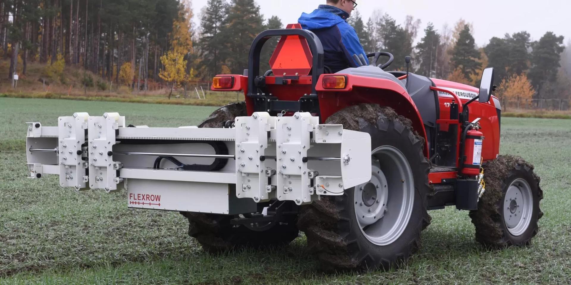 Изменить междурядье на сеялке одной кнопкой? Легко!