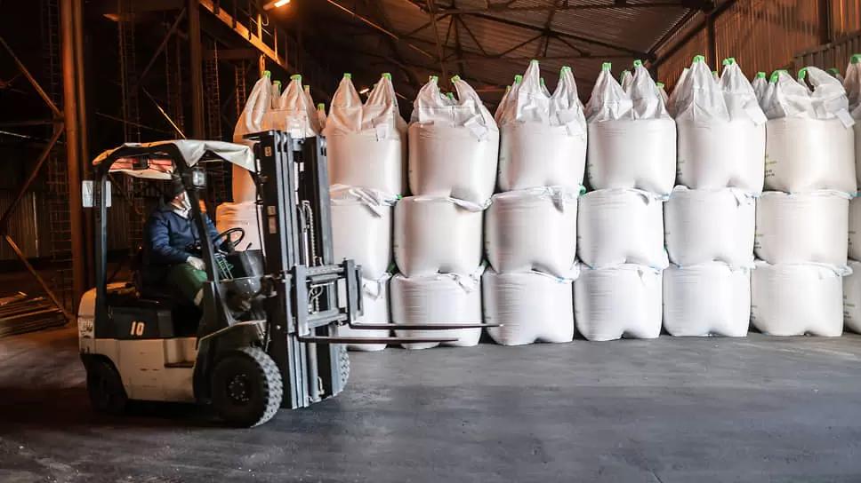 Экспортные пошлины на минеральные удобрения вводятся с 1 января 2023 года