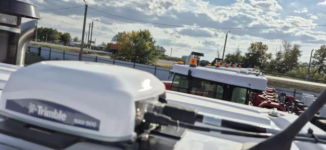 Трактора РСМ 2400 и автопилот Trimble. Точность работы до 2см