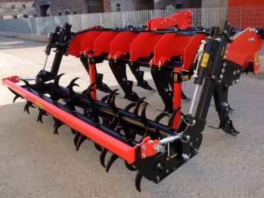 Плуг и его виды: чизельный, отвальный, диско-лаповый и другие.