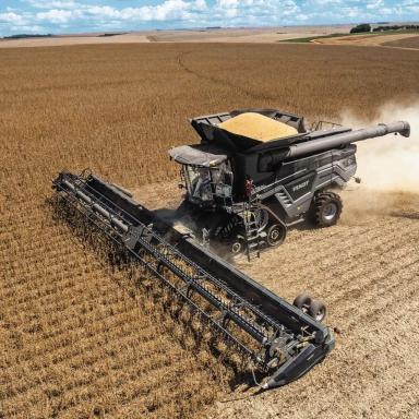 Зерноуборочный комбайн: клавишный или роторный - какой выбрать?