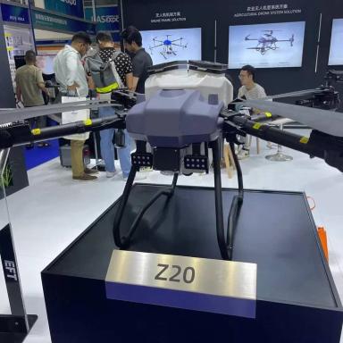 Мы присутствовали на  Всемирной выставке квадрокоптеров (дронов) в Китае.