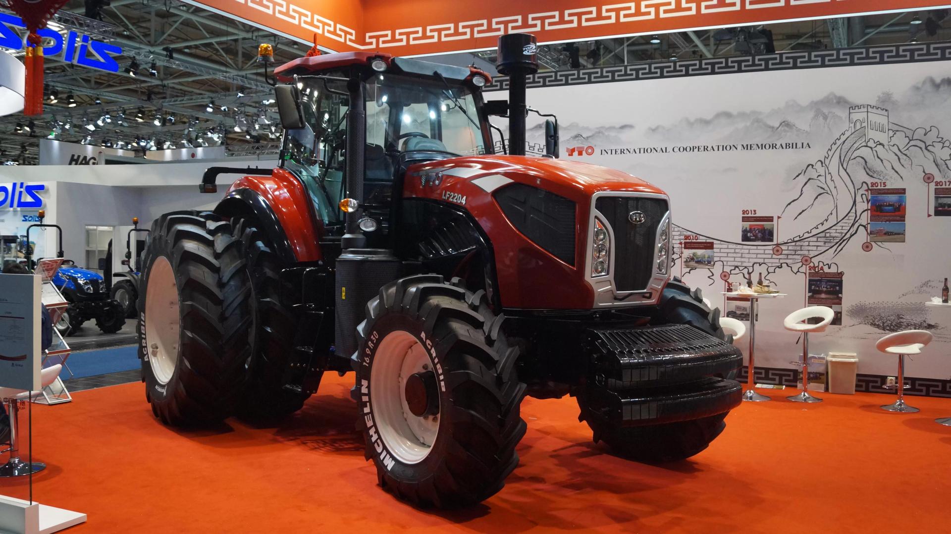 Чем заменить К-700? У нас есть решение! Трактор YTO 2204 мощностью 240 л.с.