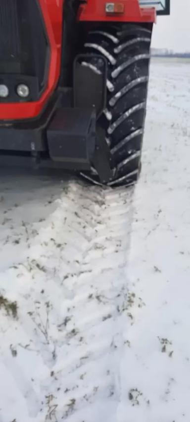 Новенький Кировец К 743 М и управление посевным комплексом  John Deere