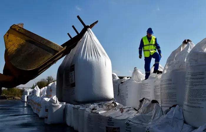 МИД РФ: поставки удобрений из РФ станут залогом хорошего урожая будущего года