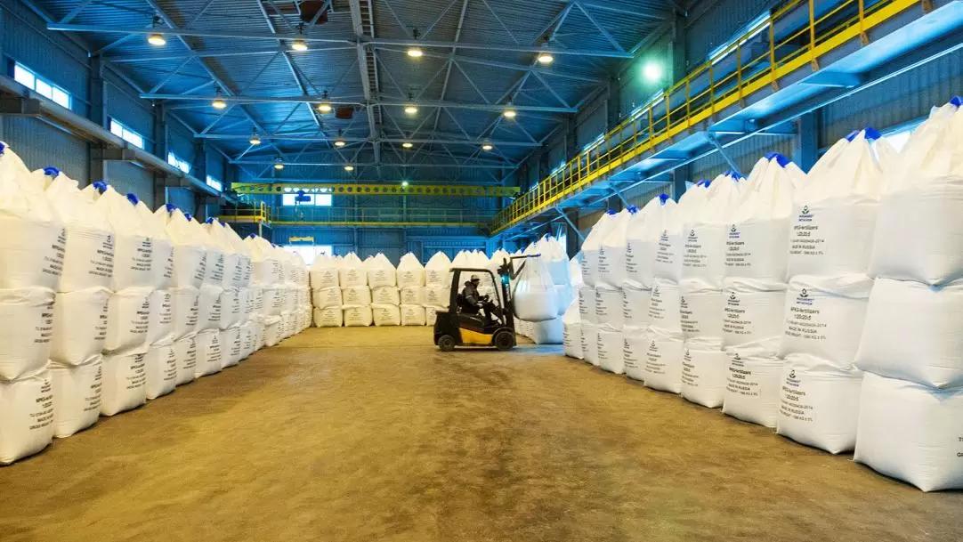 Россия рассчитывает сохранить экспорт удобрений на уровне не ниже 2021 года