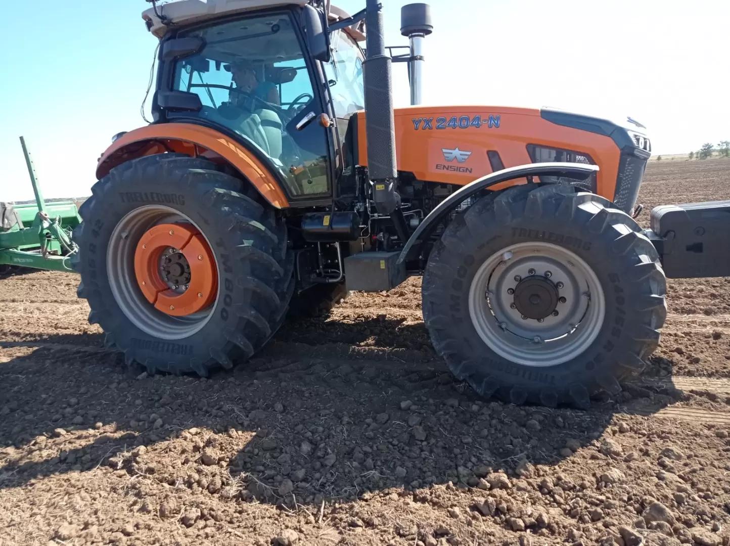 Просто работайте - трактор ENSIGN YX 2404-N и навигация МАХ