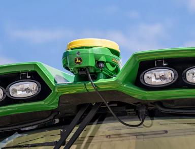 John Deere StarFire 7000: новое поколение спутниковых приемников.
