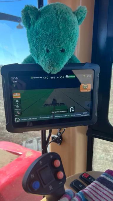 Кировец К 742 М и навигация МАХ