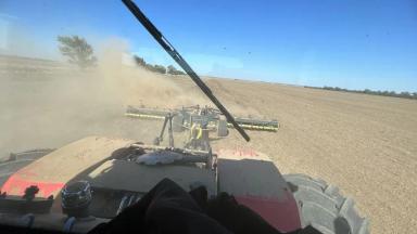 Кировец К 742 М и навигация МАХ