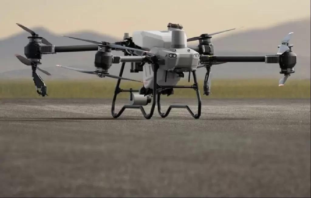 Обработка полей дронами