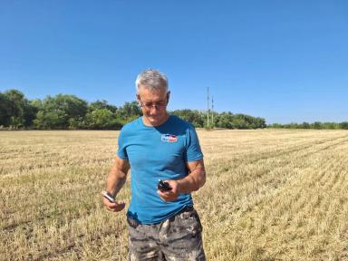 Пшеница завершила дистанцию на орошении и богаре на Агрополигоне "Приволжье"