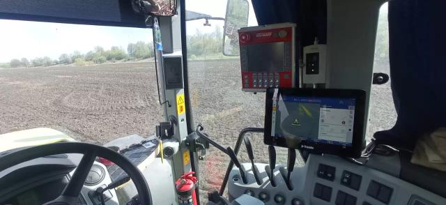 Claas Axion 850 + Trimble