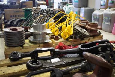 ✅ У нас всегда есть самые востребованные запчасти и расходники.