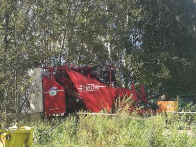 Морковоуборочный комбайн Simon R2TCMR