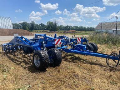 ПРОДАЕТСЯ б/у многоцелевой культиватор VECTOR 460 Kockerling