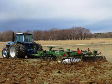 ШВЕДЫ ПОКОРЯЮТ АМЕРИКУ: Vaderstad покупает завод у AGCO...