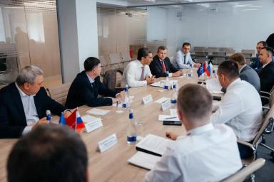 Председатель Комитета Гос. Думы РФ по промышленности посетил Ростсельмаш.