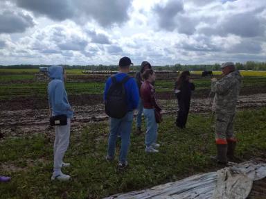 Участники образовательного проекта «Школа фермера» на выездных занятиях